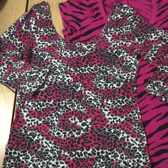 B51 Bundle of 2 Animal Print Max Rave Semi Sheer T-Shirt & Wetseal Top Size XL - Picture 3 of 7